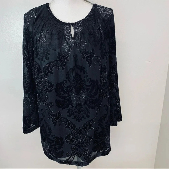 Isaac  Mizrahi Black Velvet Top‎ XS  Silver Sparkle Bell Sleeve Boho Whimsy Goth - Picture 1 of 14